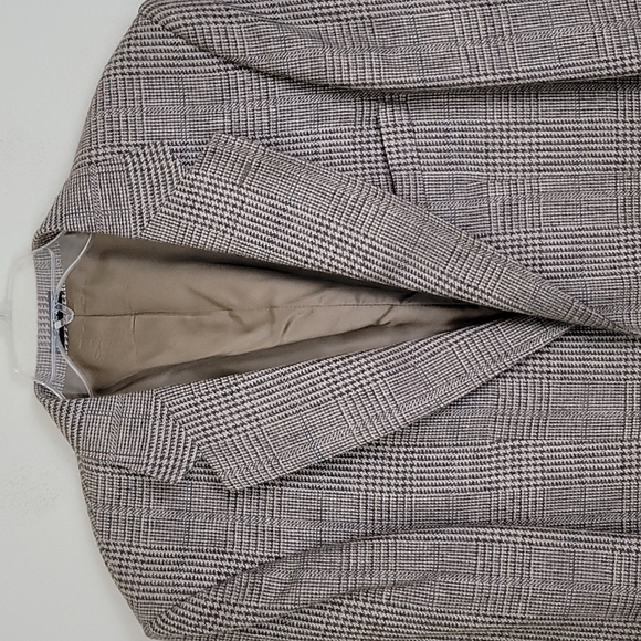 Stafford Tan, Greens & Rust Plaid Dress Jacket 38 / 40 - Picture 2 of 14
